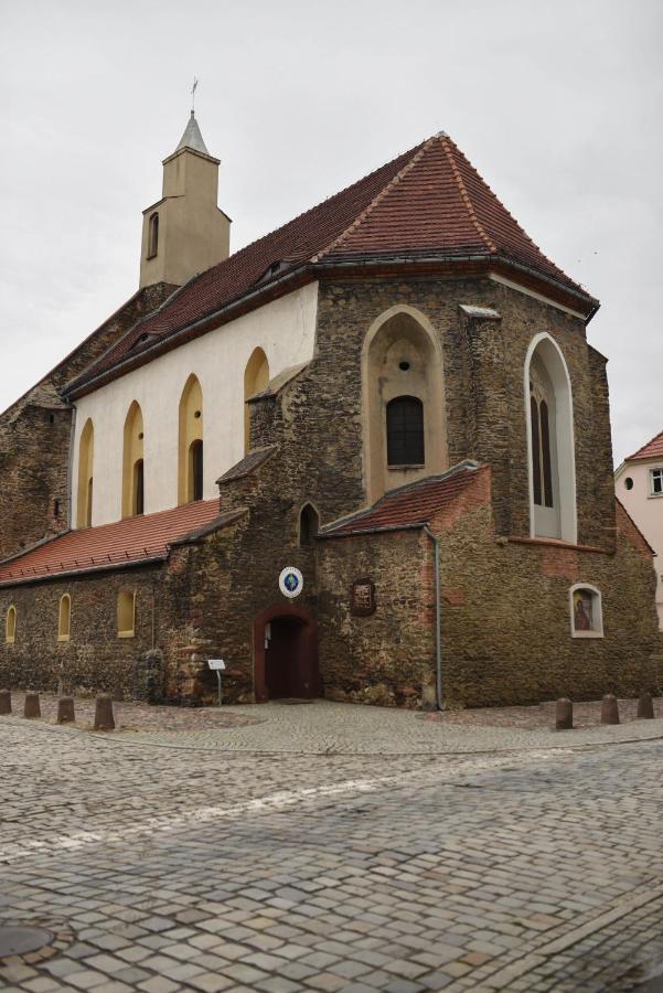 Apartament Studio Klasztorna Dzierżoniów Esterno foto